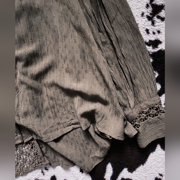 "FREE PEOPLE" WOMEN'S TUNIC LACE BLOUSE - MOSS GREEN - Picture 2 of 5